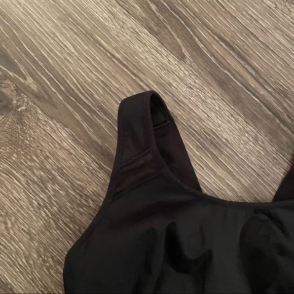 Spanx sports bra- Large - Picture 2 of 5